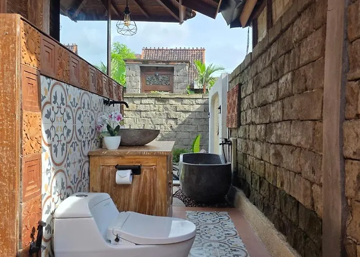 Ayuning Private Villa